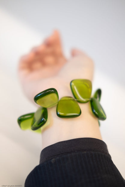 Oliver Glow Cuff Czech Glass